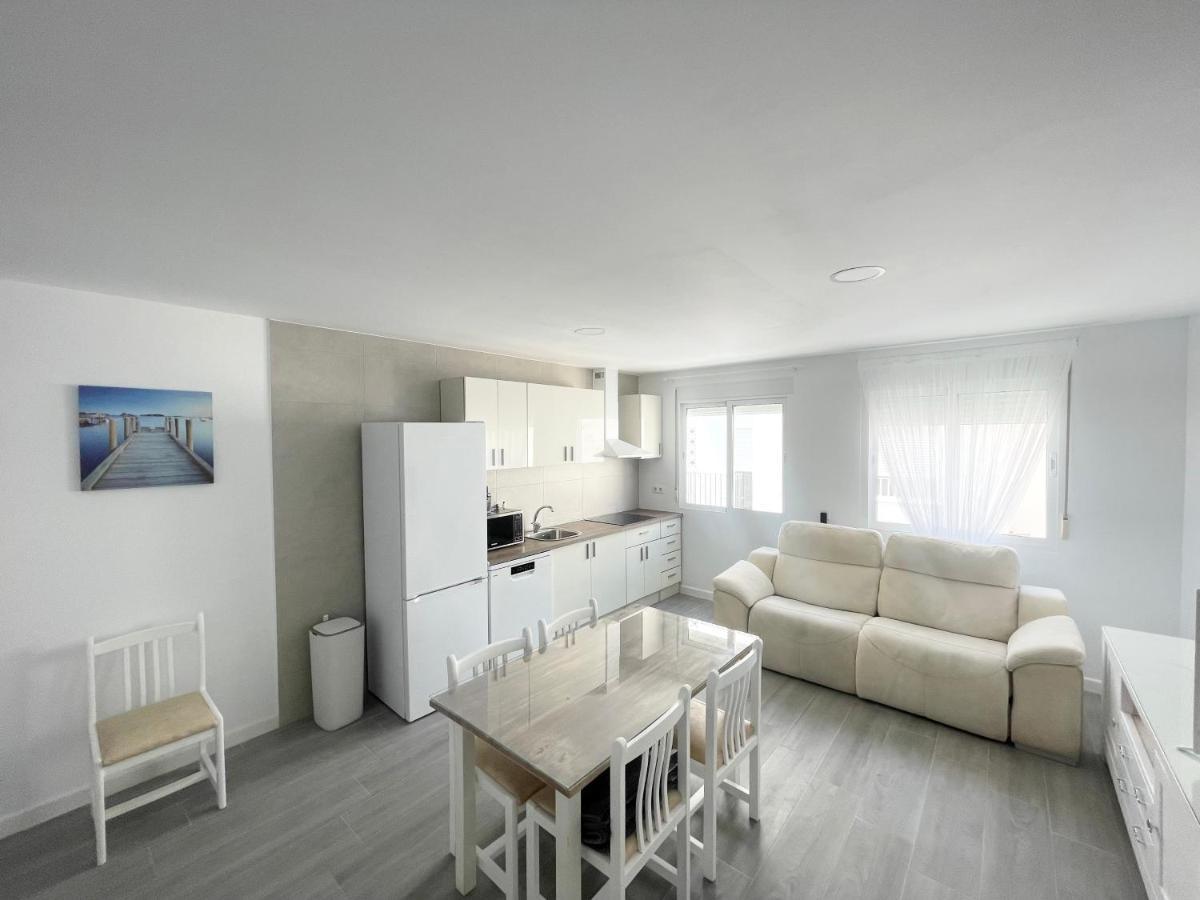 Nuevo Azorin E Apartment Conil De La Frontera Luaran gambar